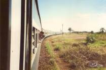 Viajando na antiga linha de trem entre Bauru, no interior de São Paulo, e Corumbá, no Mato Grosso do Sul, fornteira com a Bolívia (viagem de Julho de 1990)